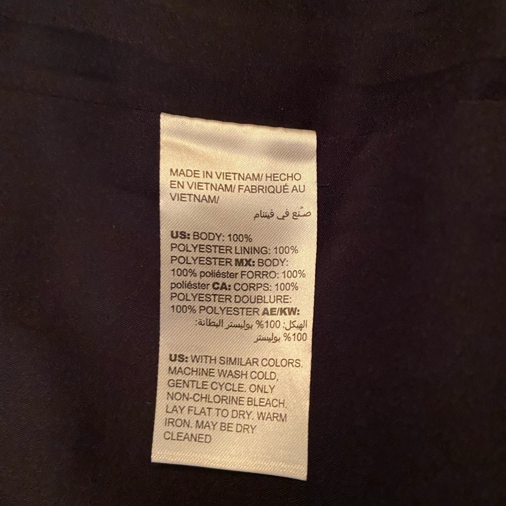 EUC  Chicos Lightweight Ruched Sleeves Blazer Size 1 (L) - Picture 9 of 9